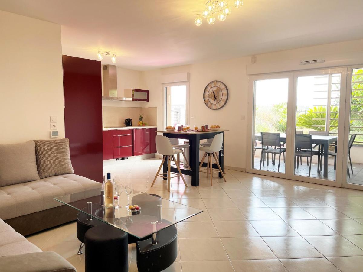 Tres Bel Appartement -Residence Avec Piscine Sur Le Toit Et Vue Panoramique Saint-Raphael (Var) Exterior foto